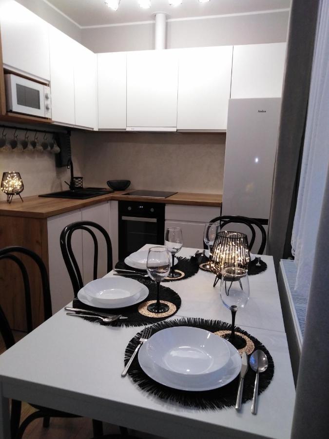 Apartament Joanna Apartment Санок Екстериор снимка